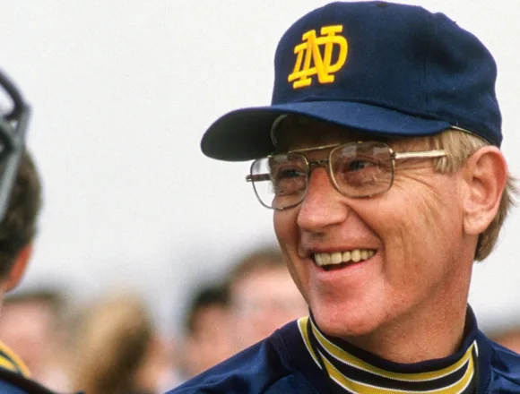 Legendary college football coach Lou Holtz dead at age 89