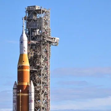 NASA targets April 1 to launch astronauts trip around the moon