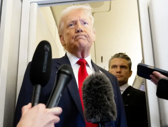 Democrats ask Pentagon about Iran school strike and role of AI