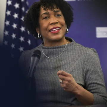 Lt. Gov. Juliana Stratton wins Democratic Senate primary in Illinois