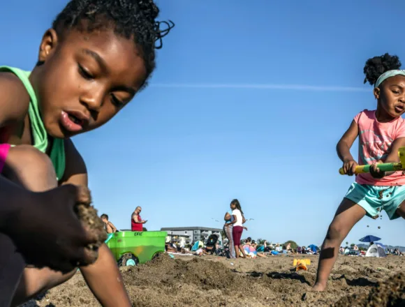 260319-alameda-california-heat-wave-cs-2eee2b.jpg Heat records topple as the West bakes