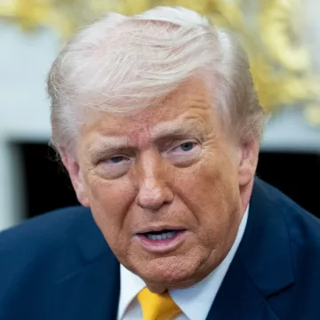 U.S. and Iran threaten escalation, and Robert Mueller dies: Weekend Rundown