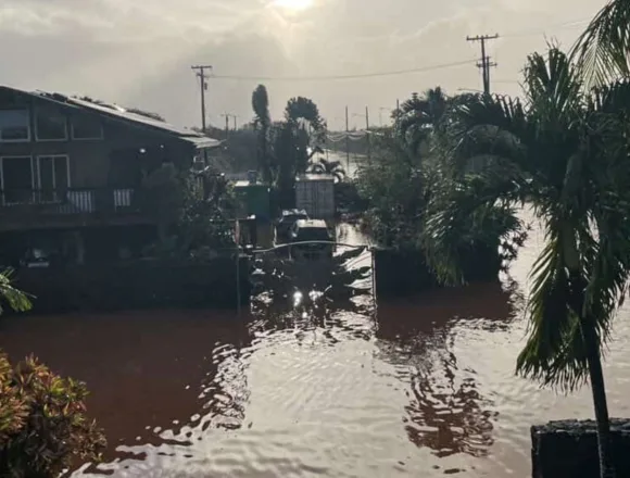 Evacuations ordered in Oahu as floods put dam at risk of failure