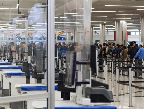 More than 400 TSA officers have quit since shutdown began