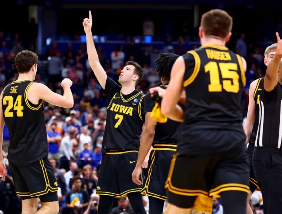260322-iowa-ncaa-ww-1949-0d3934.jpg Iowa’s stunning upset of No. 1 Florida caps off thrilling weekend of March Madness