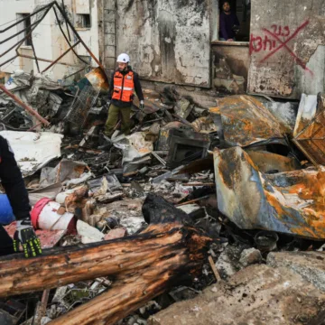 Fatal collision at LaGuardia and Trump and Iran trade threats over Hormuz: Morning Rundown