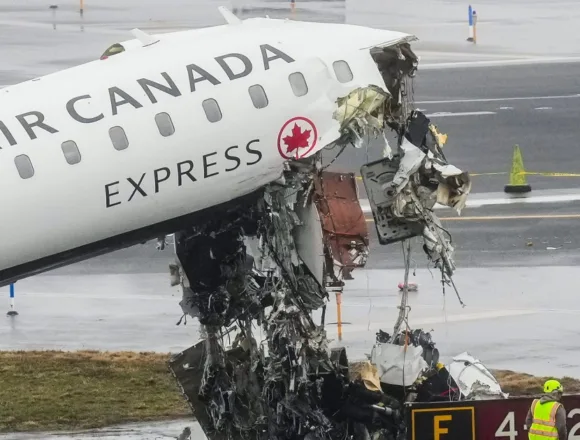 Air Canada passenger seated at emergency exit says pilots’ actions saved lives