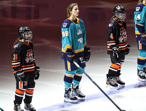 260323-new-york-sirens-montreal-victoire-mn-1510-cd3c77.jpg For women’s hockey fans, the league’s first U.S. broadcast is a watershed moment