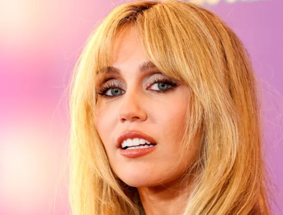 Cameos, Alex Cooper talk and more