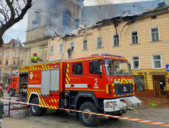 Russian drones attack downtown Lviv in broad daylight