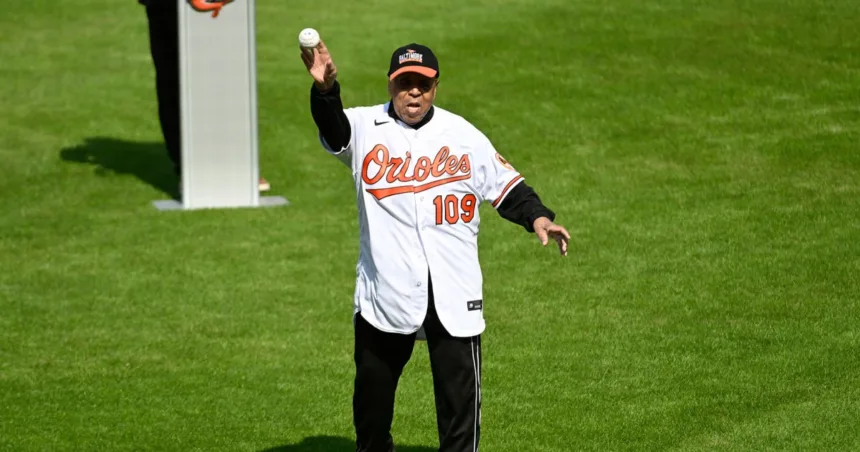 260327-arthur-green-orioles-mn-1015-27619a.jpg 109-year-old veteran kicks off Orioles’ season with Opening Day pitch