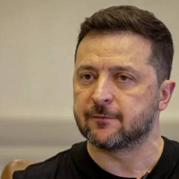 Russia took satellite images of U.S. airbase in days before Iranian attack, Ukraine’s Zelenskyy says