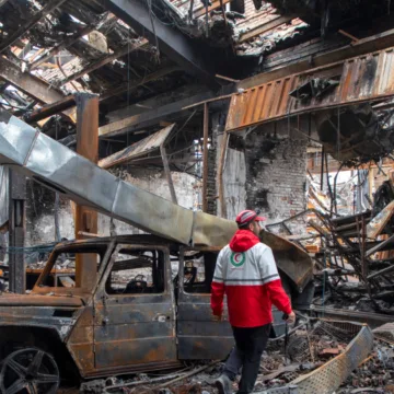 Iran says it is ‘waiting’ for a possible U.S. ground assault as 3,500 troops arrive in Middle East