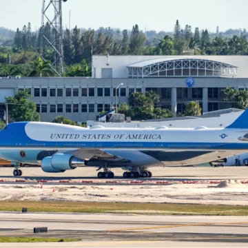 Ron DeSantis signs bill to rename Palm Beach airport after Trump