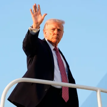 As Americans bear costs of the Iran war and DHS shutdown, Washington politicians leave town