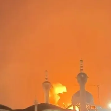 Video shows fire and explosions in Isfahan, Iran, as the conflict continues