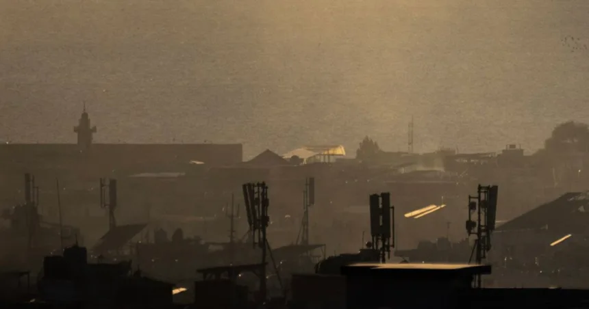 Beirut’s skies stay open despite nearby Israeli strikes