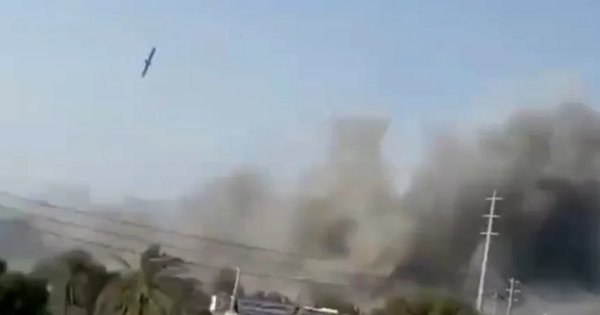 f_tov_lon_iran_tomahawk_260309.00_00_17_10.Still002-gd1bd8.jpg Video appears to show missile strike near Iranian school
