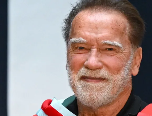 f_vert_brk_lon_arnie_260330.Still002-s74x05.jpg Arnold Schwarzenegger awarded honorary degree