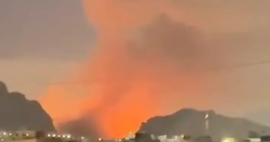 isfahan-wj8r9j.jpg Videos show explosions in key Iranian city