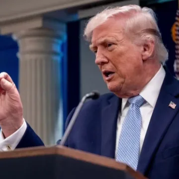 Trump threatens Iran with attacks on infrastructure unless deal is struck