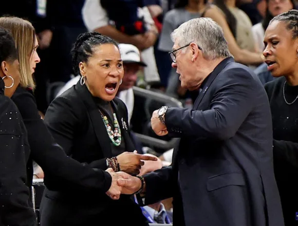 260403-geno-auriemma-vsb-2154-cbfa45.jpg Geno Auriemma, Dawn Staley have heated exchange after Gamecocks upset Huskies