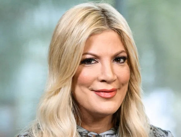 Tori Spelling and seven children taken to hospital after car accident