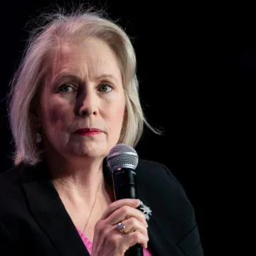 260406-Kirsten-Gillibrand-ew-137p-820bfd.jpg Gilibrand calls for information after reports of Hegseth withholding the promotions