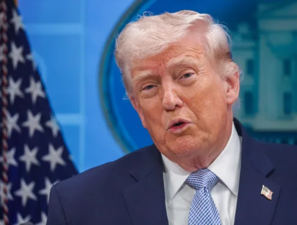 Trump threatens to jail journalists in hunt to find leaker of Iran fighter jet story