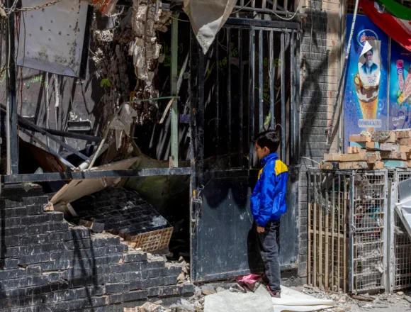 260416-iran-war-ch-1135-66f8f7.jpg House effort to end Trump’s war with Iran fails by one vote