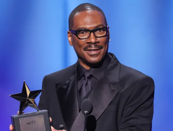Eddie Murphy receives life achievement award by AFI