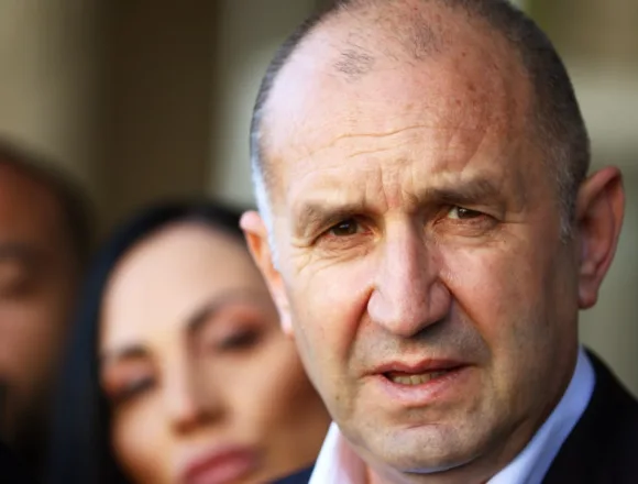 Kremlin-friendly ex-president set for landslide election win in Bulgaria