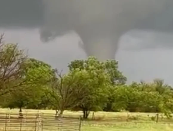 Tornado hits city in Oklahoma amid severe weather outbreak