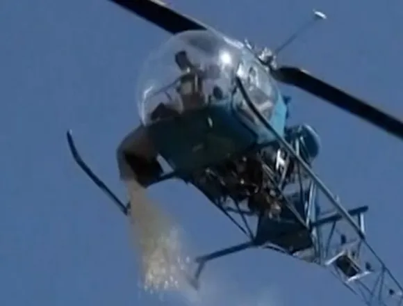 Nested_Sequence_07.00_00_34_07.Still001-p2x0w8.jpg Helicopter drops marshmallows for Easter tradition