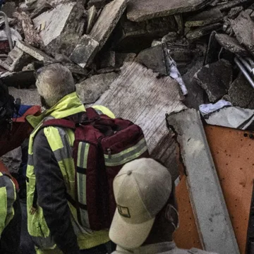 Israeli strikes on Lebanon threaten U.S.-Iran ceasefire