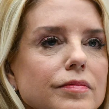 Trump fires Attorney General Pam Bondi