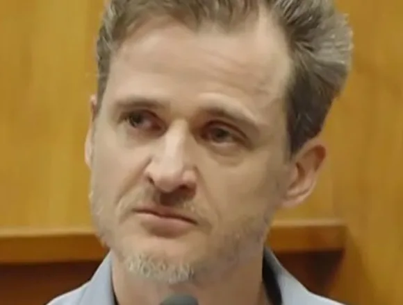Hawaii doctor takes the stand in attempted murder trial