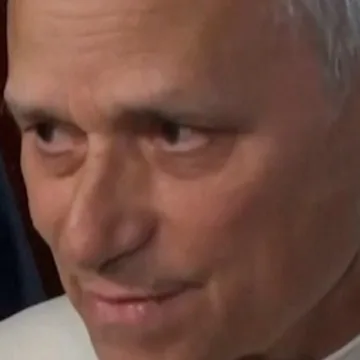 f_vert_brk_lon_popewar_260407.Still002-41iqce.jpg Pope Leo criticizes Trump threats to destroy Iran