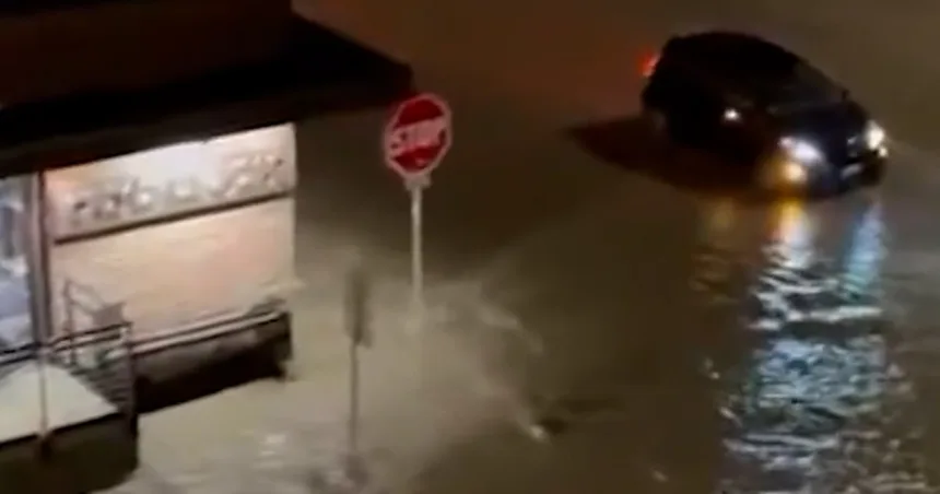 Deadly weather and flooding slams Midwest