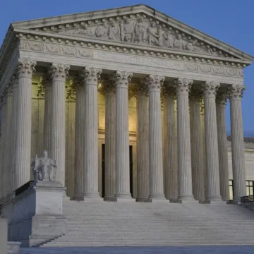 Supreme Court hears arguments in Trump’s attempt to limit birthright citizenship