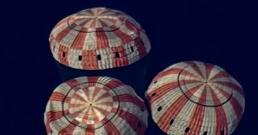 Orion capsule returns to Earth safely