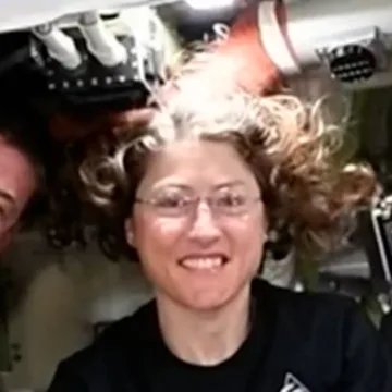 thumb-lh1zgl.jpg Trump congratulates Artemis II astronauts