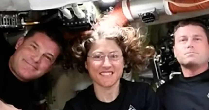 Trump congratulates Artemis II astronauts