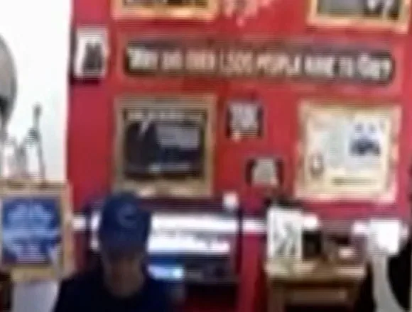 Illinois Titanic exhibit floods on sinking anniversary