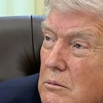 Trump to attend Supreme Court hearing on citizenship