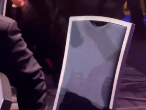 Trump, Vance rushed off stage at Correspondents’ Dinner